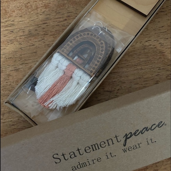 Earrings - Picture 2 of 2